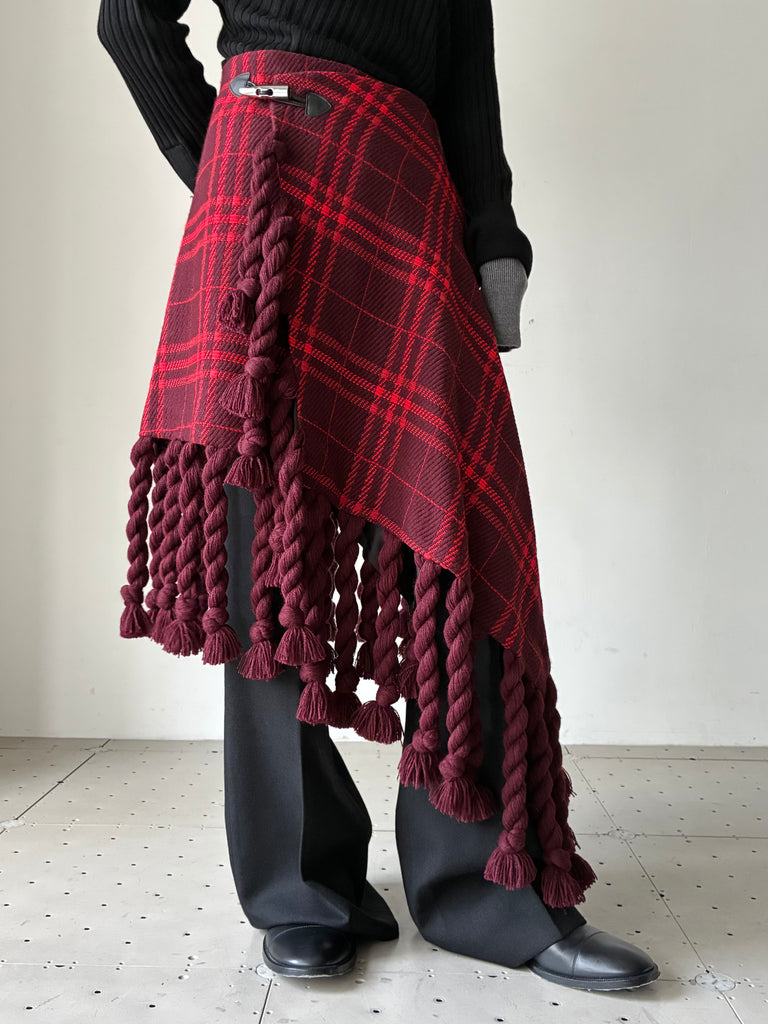 【AW26 SK 002 A】ASYMETRICAL SKIRT RED