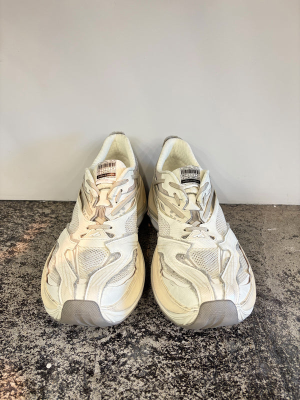 【872642-WMRTN-9191】JET WHITE
