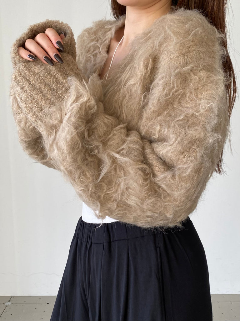 CROPPED SHAGGY CARDIGAN BEIGE