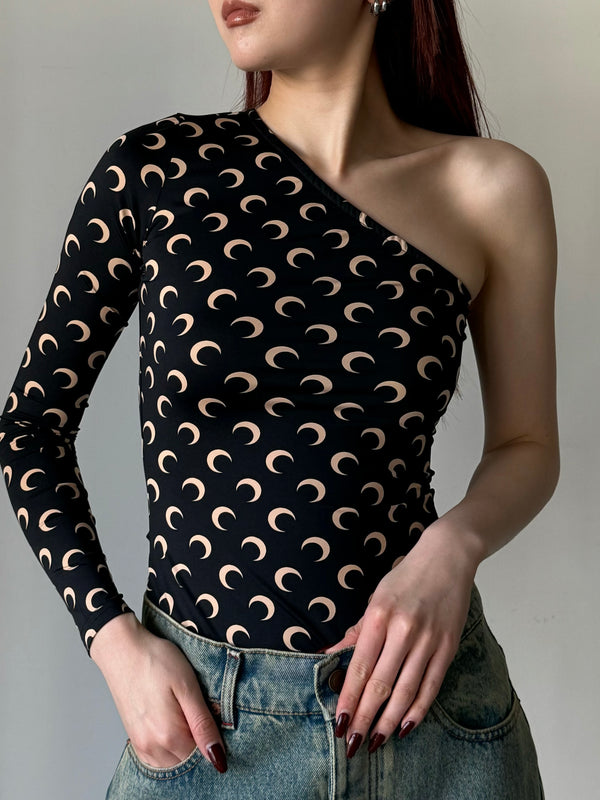 RECYCLED MOON JERSEY SS ASYMMETRIC TOP BLACK