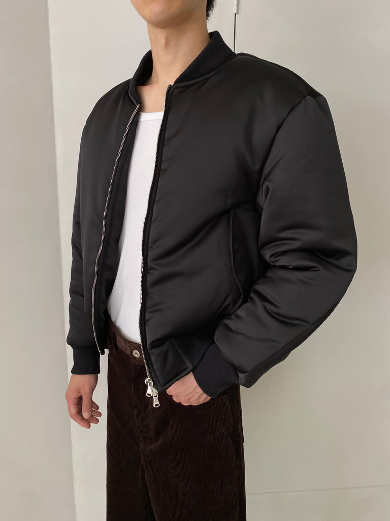 MAX SATIN PILLOW BOMBER JACKET BLACK