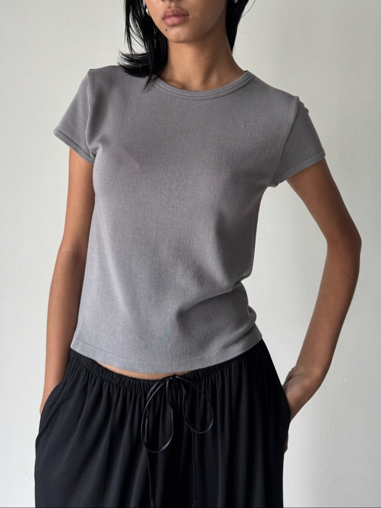 COLLAGEN RIBBED T-SHIRT GREY