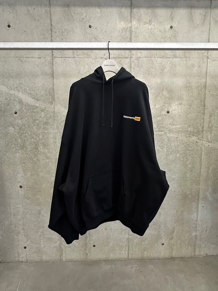 XXX LOGO HOODIE BLACK