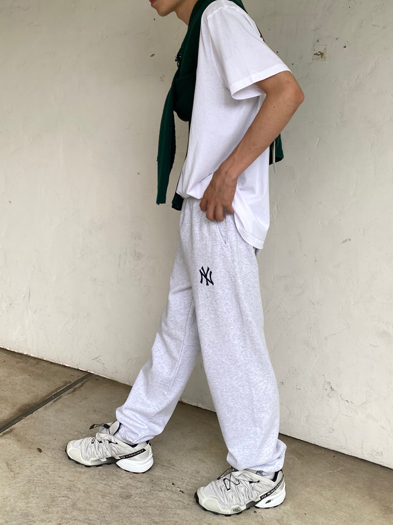 Sporty&Rich YANKEES SERIF SWEATPANTS スウェットパンツ
