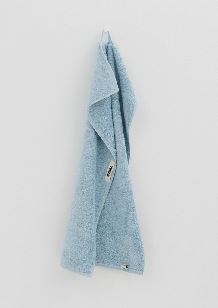 BATH TOWEL AQUA