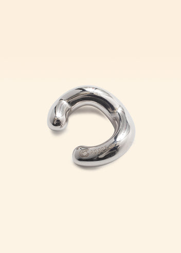 Charlotte Chesnais MINI INITIAL HOOP EARRINGS GOLD シャルロット